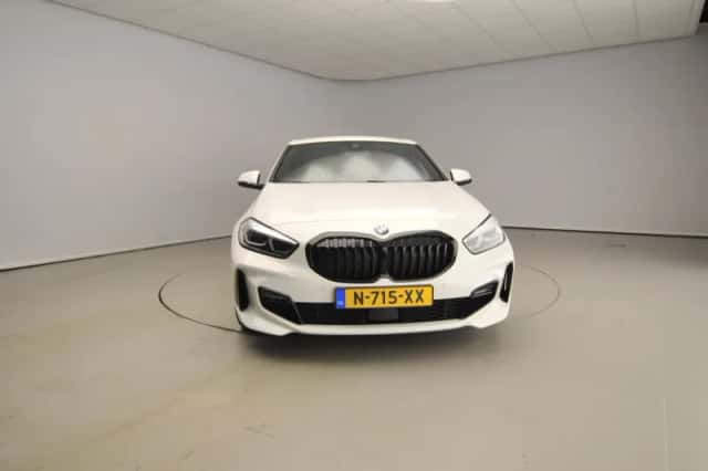 BMW 1-Serie (2022) thumbnail 5
