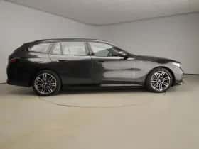 BMW 5-Serie (2024) thumbnail 4