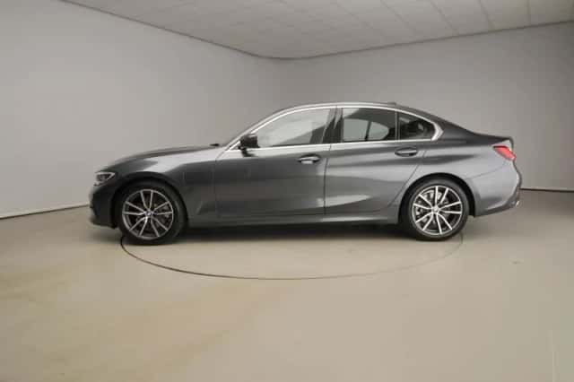 BMW 3-Serie (2021) thumbnail 2