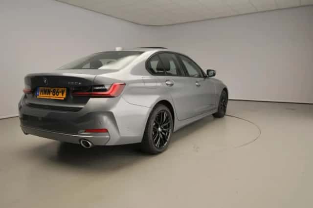 BMW 3-Serie (2025) thumbnail 2