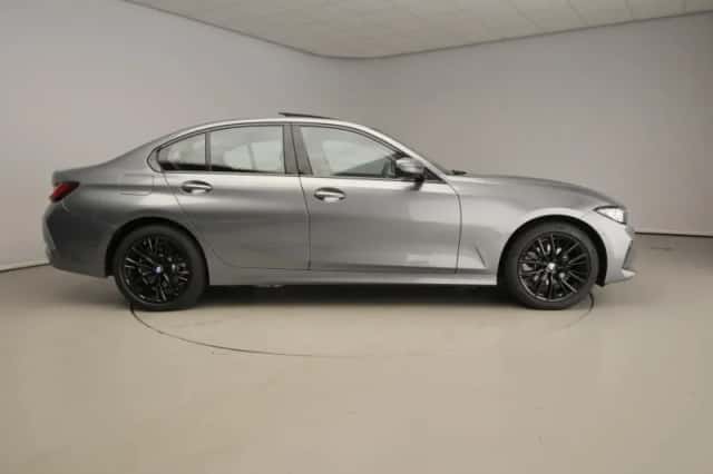 BMW 3-Serie (2025) thumbnail 3