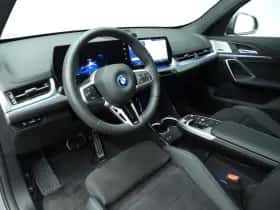 BMW iX1 (2025) thumbnail 33
