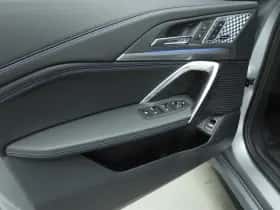 BMW iX1 (2025) thumbnail 36