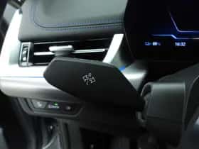 BMW iX1 (2025) thumbnail 41