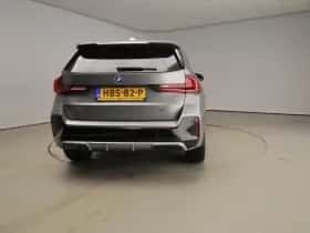 BMW iX1 (2025) thumbnail 6