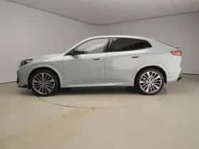 BMW X2 (2025) thumbnail 2