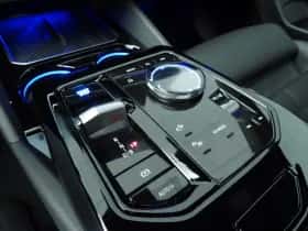BMW i5 (2025) thumbnail 16