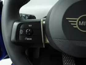 MINI Cooper (2025) thumbnail 13