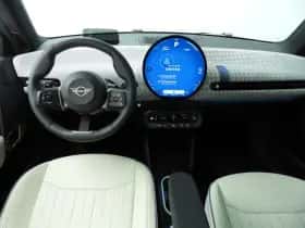 MINI Cooper (2025) thumbnail 10