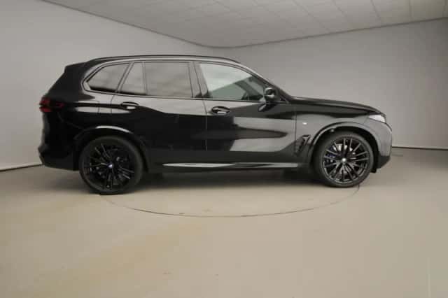 BMW X5 (2026) thumbnail 4