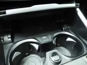 BMW i4 (2023) thumbnail 29