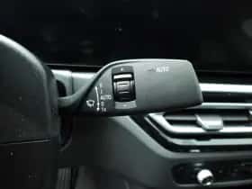 BMW i4 (2023) thumbnail 35
