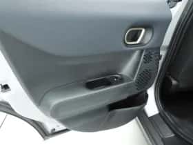 MINI Cooper (2025) thumbnail 16
