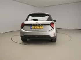 MINI Cooper (2025) thumbnail 3