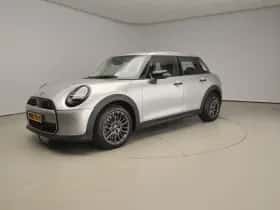 MINI Cooper (2025) thumbnail 33