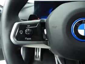 BMW i5 (2024) thumbnail 13