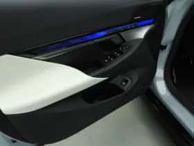 BMW i5 (2024) thumbnail 22
