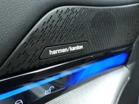 BMW i5 (2024) thumbnail 25