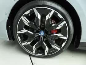 BMW i5 (2024) thumbnail 49