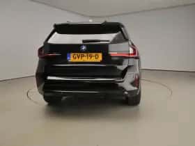 BMW X1 (2024) thumbnail 3