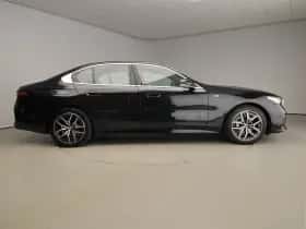 BMW i5 (2025) thumbnail 4
