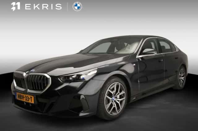 BMW i5 (2025) thumbnail 1