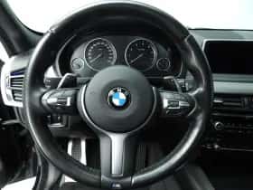 BMW X5 (2018) thumbnail 11