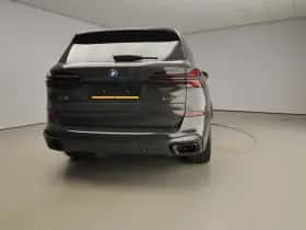 BMW X5 (2026) thumbnail 3