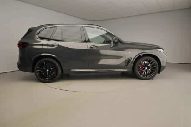 BMW X5 (2026) thumbnail 4