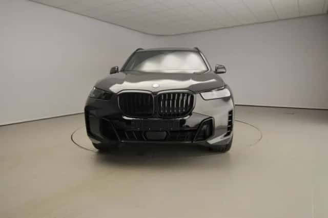BMW X5 (2026) thumbnail 5