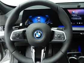 BMW iX1 (2026) thumbnail 11