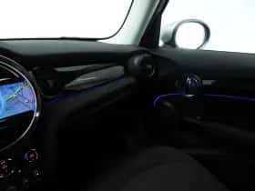 MINI Cooper (2023) thumbnail 33