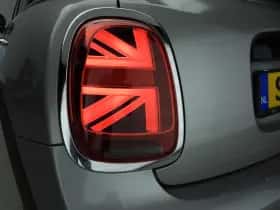 MINI Cooper (2023) thumbnail 34