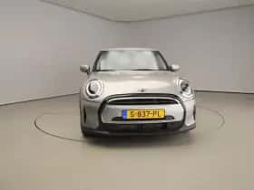MINI Cooper (2023) thumbnail 5
