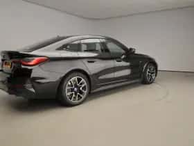 BMW i4 (2025) thumbnail 2