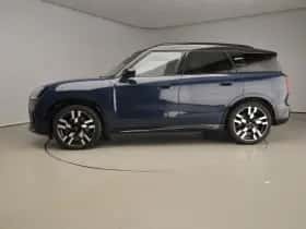 MINI Countryman (2025) thumbnail 2