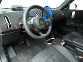 MINI Countryman (2025) thumbnail 6