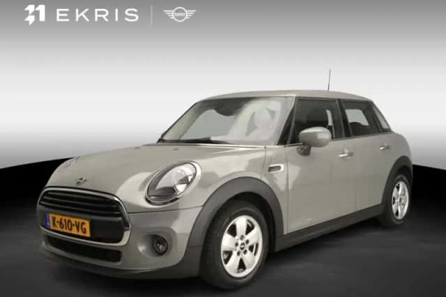 MINI One (2021) thumbnail 1