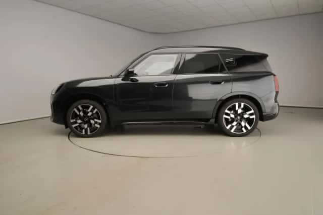 MINI Countryman (2026) thumbnail 2