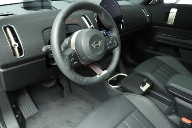 MINI Countryman (2026) thumbnail 6
