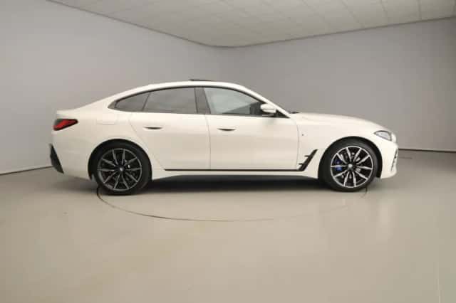 BMW 4-Serie (2022) thumbnail 4