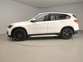 BMW X1 (2022) thumbnail 2