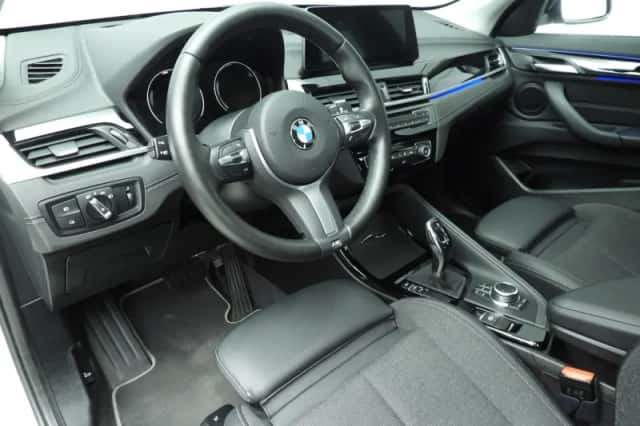 BMW X1 (2022) thumbnail 6