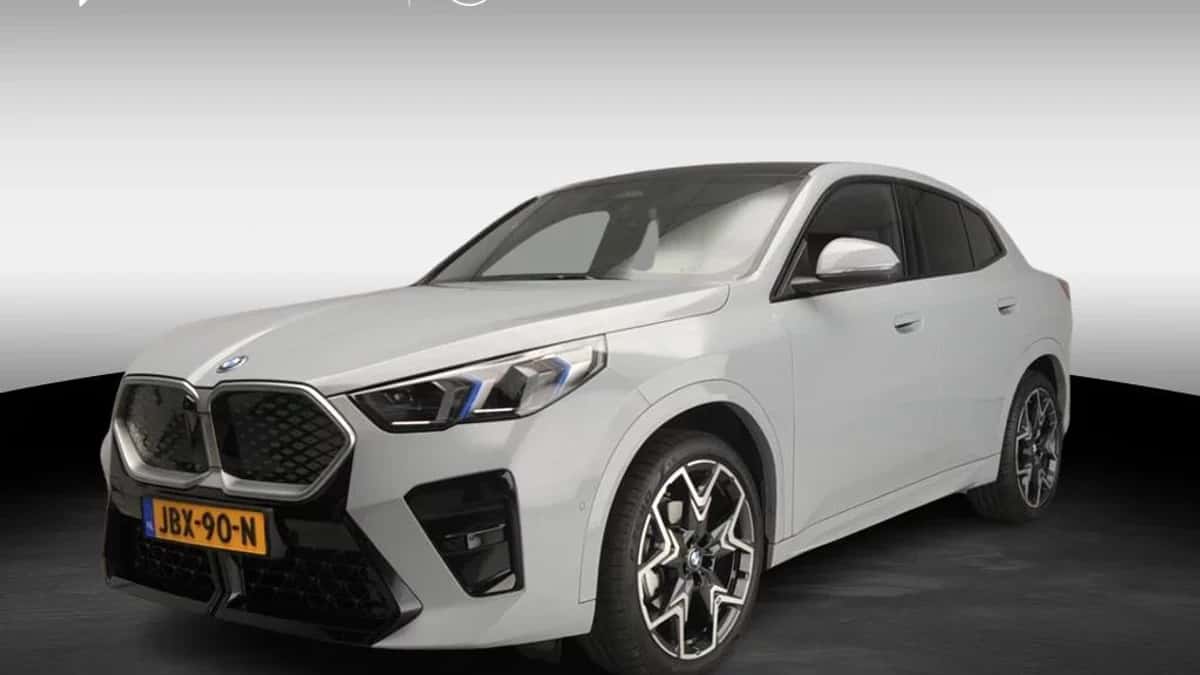 BMW iX2 (2025) — foto 1