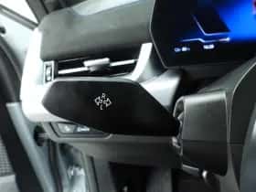 BMW iX2 (2025) thumbnail 28