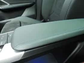 BMW iX2 (2025) thumbnail 30