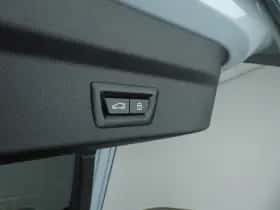 BMW iX2 (2025) thumbnail 38