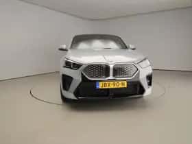 BMW iX2 (2025) thumbnail 5