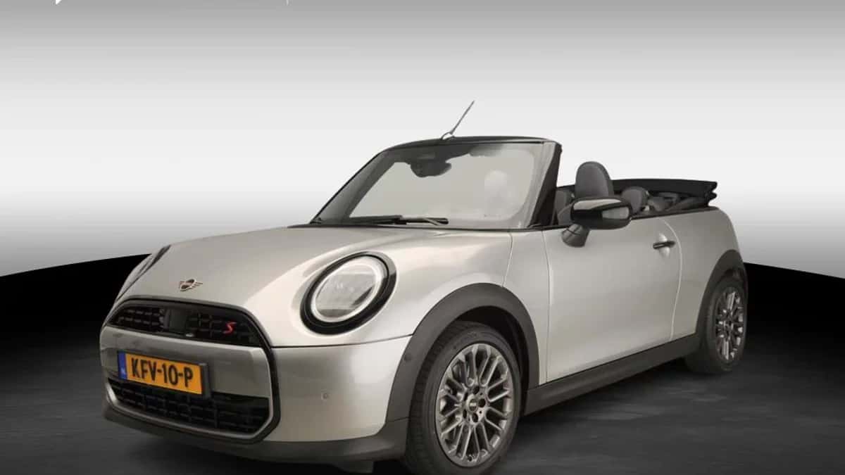 MINI Cabrio (2025) — foto 1