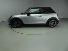 MINI Cabrio (2025) thumbnail 33